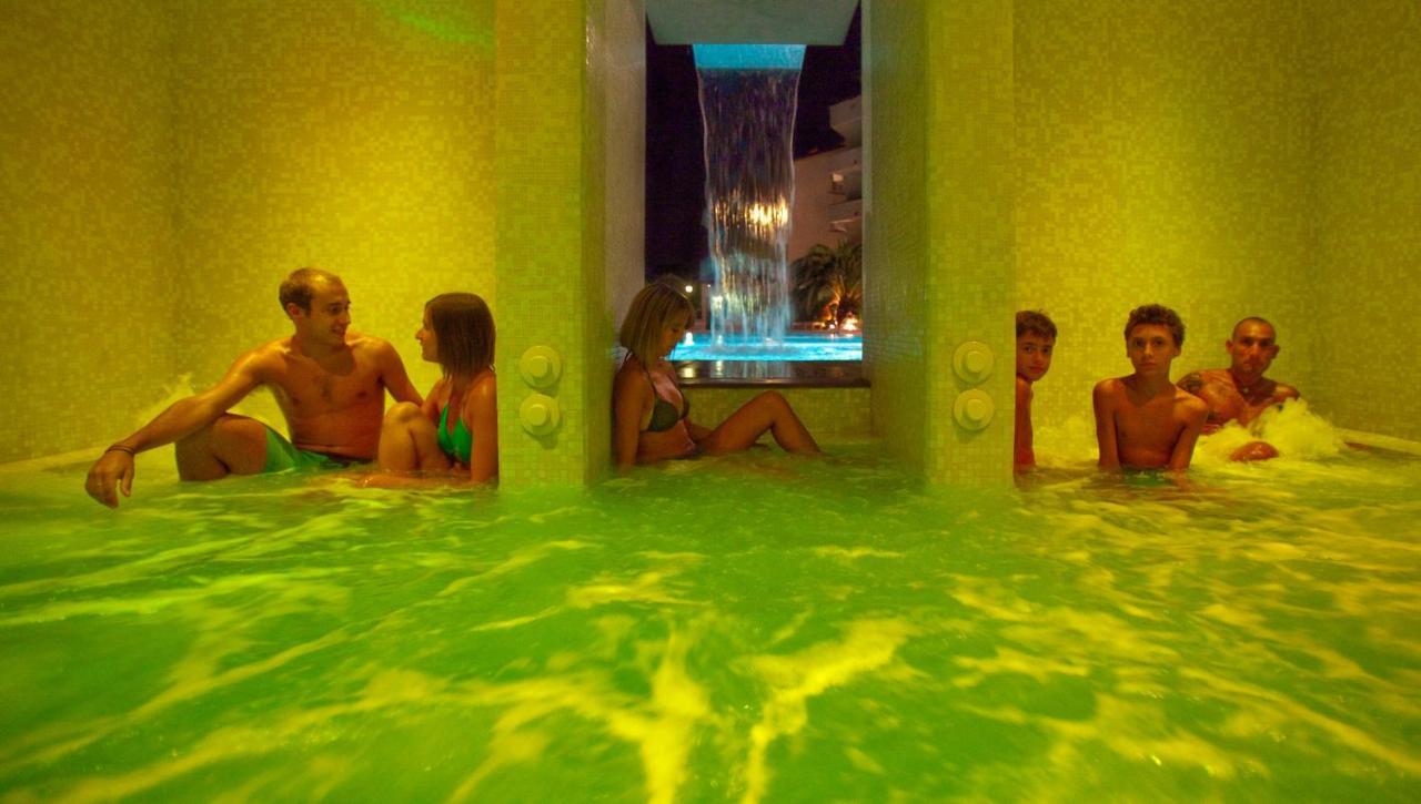 ואדה Hotel Residence Stella Del Mare מראה חיצוני תמונה